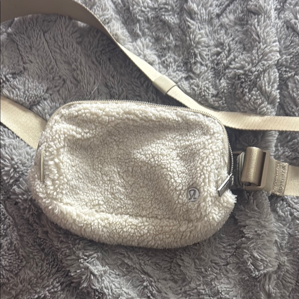 Lululemon Athletica Cream Crossbody Bag with Textured Finish